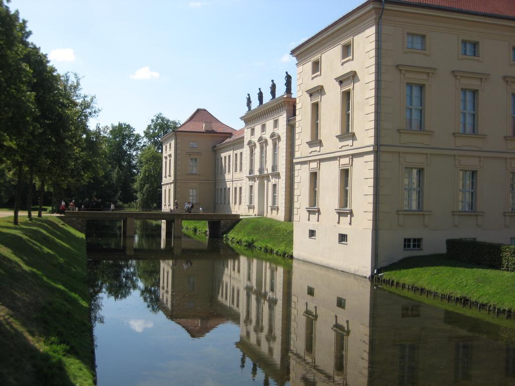 Schloss-Und Seeblick Apartment Rheinsberg Eksteriør bilde