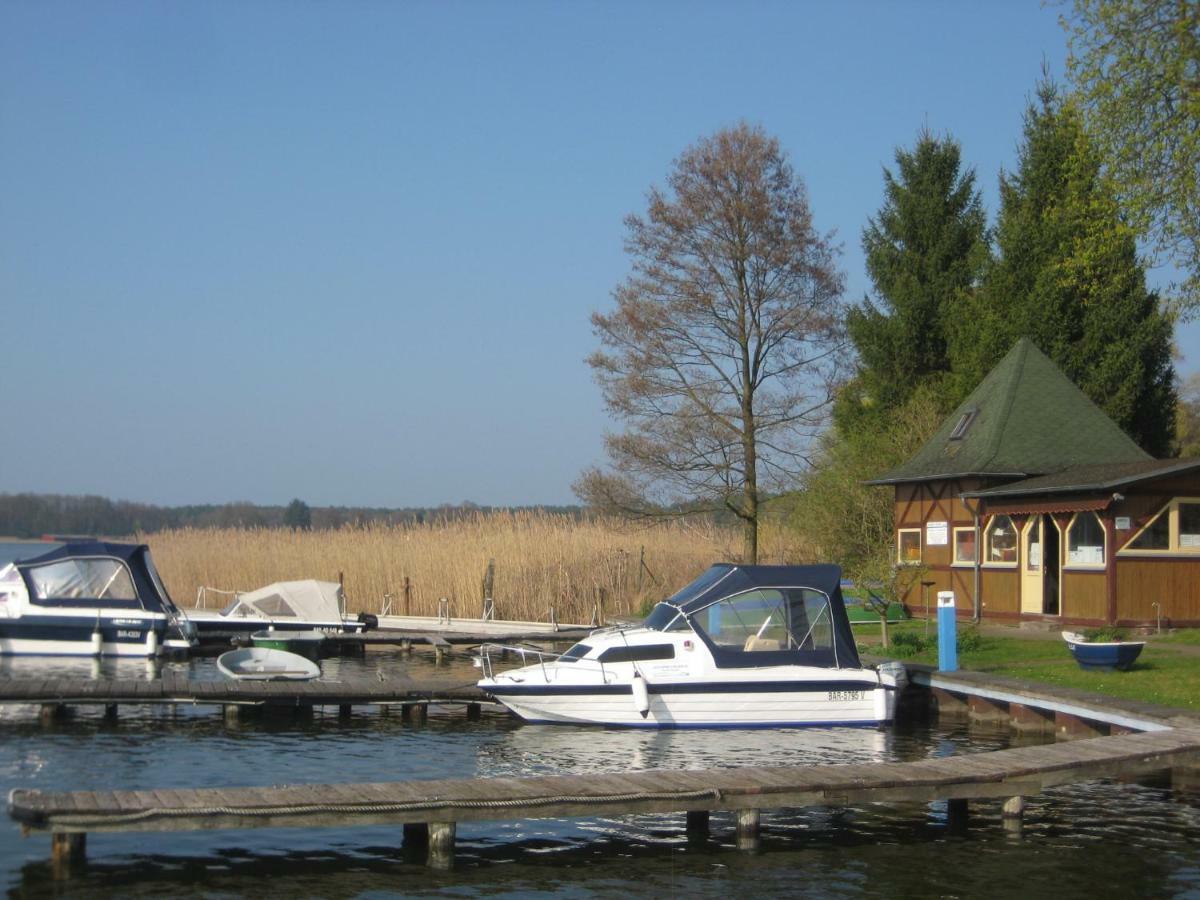 Schloss-Und Seeblick Apartment Rheinsberg Eksteriør bilde